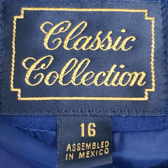 Classic Collection Blazer - Picture 3 of 5